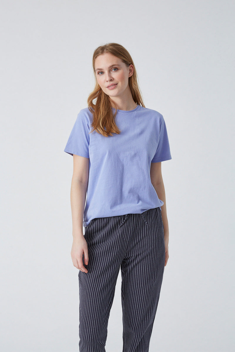 MILK Copenhagen Elima T-shirt T-shirts - Woman Lavender/Embroidery